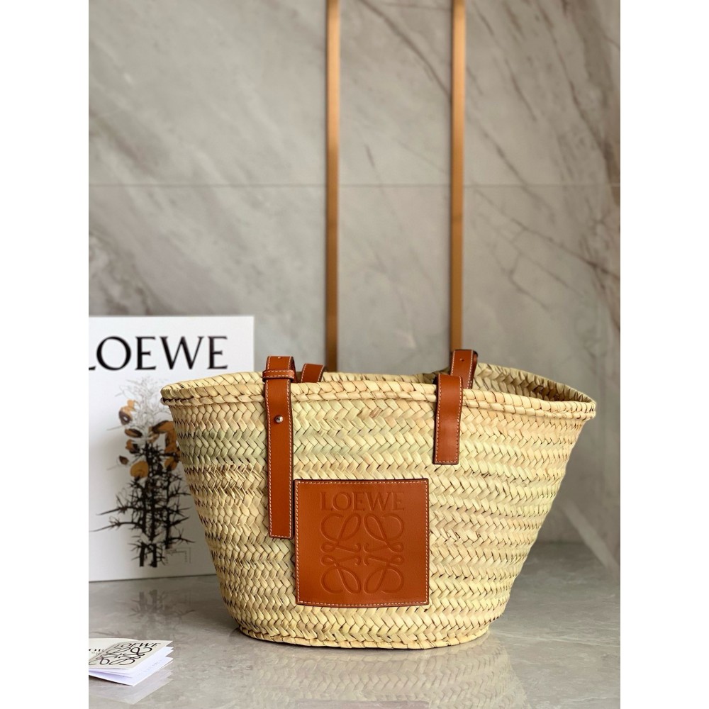 Loewe Medium Basket Bag in Raffia and Brown Calfskin