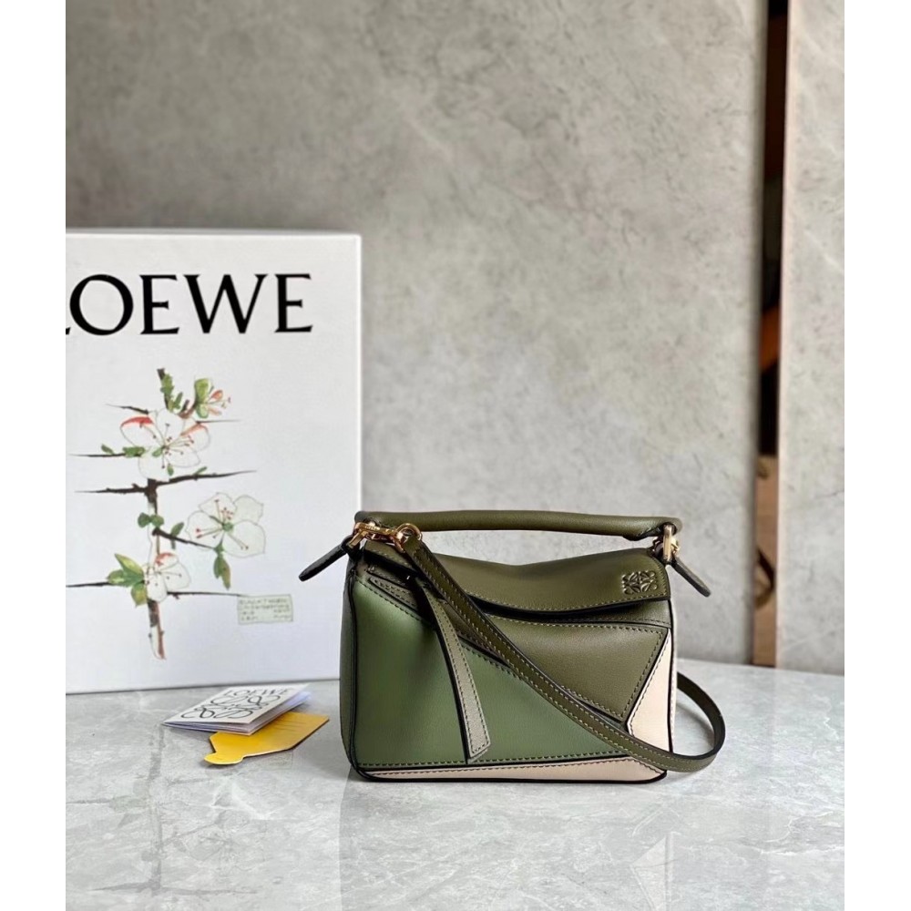 Loewe Puzzle Mini Bag In Green/Oat Calfskin