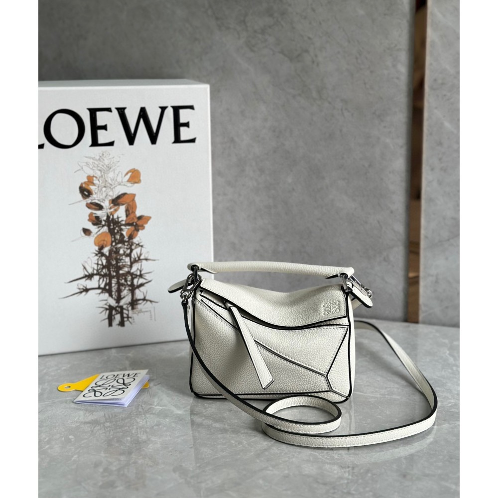 Loewe Puzzle Mini Bag In White Grained Calfskin